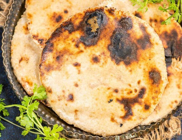 Egyptian Khameer Bread