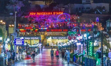 New Panorama Sharm, Ristorante e Show